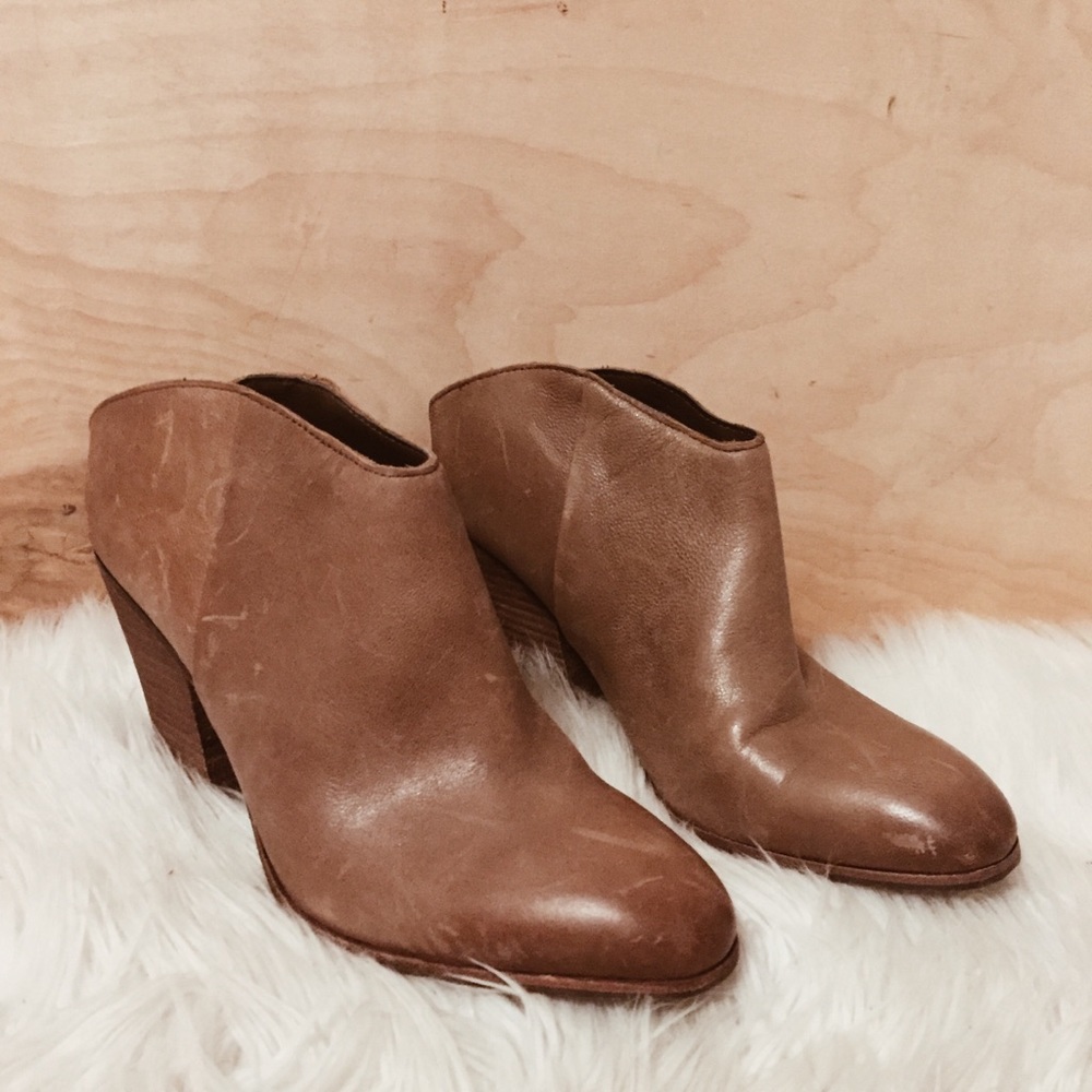 Dolce Vita Tan Leather Ankle Mules Booties Slip On